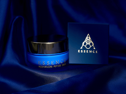 Stangrinantis kremas su peptidais ESSENCE